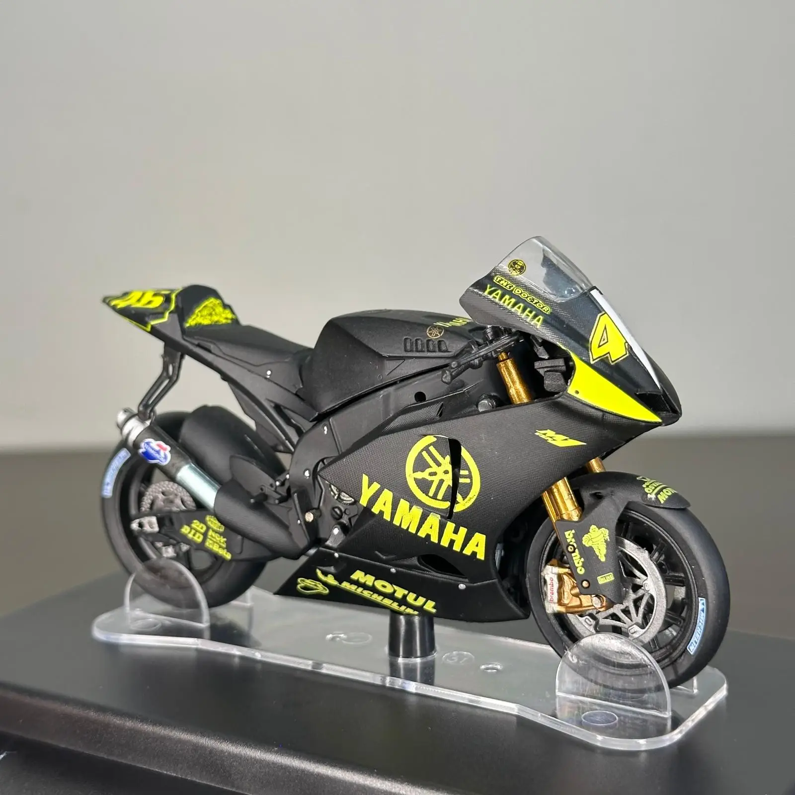 yamaha m1 valentino rossi