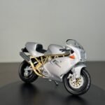 Ducati Supersport 900