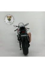 Honda CBR1000RR 1:12 Diecast Motosiklet Model – Lisanslı Maisto Metal Maket & Koleksiyon - Görsel 4