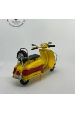 El Yapımı Sarı Kırmızı Mini Vespa Metal Motosiklet Biblo – Retro Figür & Dekoratif Obje - Görsel 3