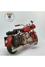 El Yapımı Kırmızı Yan Çantalı Cruiser Metal Motosiklet Biblosu – Retro Figür & Dekoratif Obje - Görsel 3