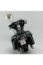 Harley Davidson Street Glide 1:12 Diecast Motosiklet – Lisanslı Metal Model Siyah - Görsel 4