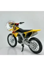 Suzuki RM-Z450 1:18 Diecast Motocross Model – Orjinal Lisanslı Bburago Metal Maket Motosiklet - Görsel 4