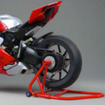 Ducati V4R 1:6 diecast model ışıklı sesli dumanlı