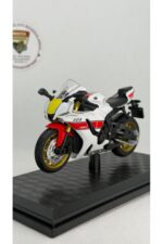 Yamaha YZF-R1 60. Yıl Özel Seri Beyaz/Kırmızı 1:18 Ölçek Orijinal Lisanslı Diecast Model Motosiklet - Görsel 6