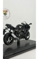 Yamaha YZF-R1 Siyah 1:18 Ölçek Orijinal Lisanslı Diecast Model Motosiklet - Görsel 3